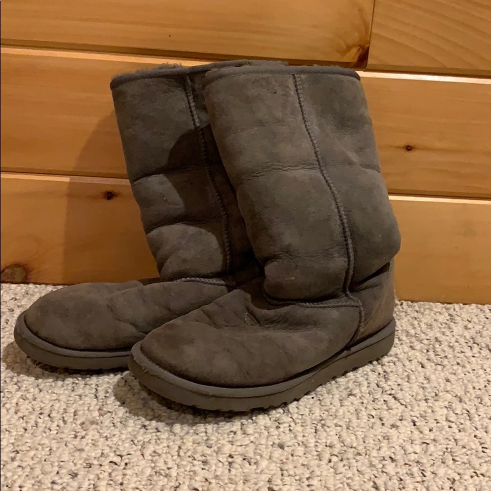 Tall grey UGGS